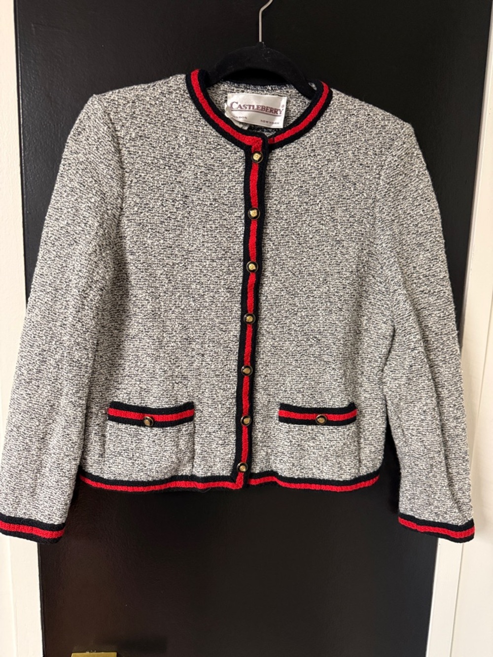 vintage Castleberry textured knit cardigan black-and-white boucle finish